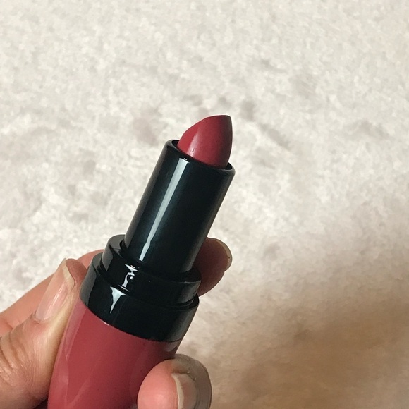 Other - ✨✨5/$10✨✨ Cosmetics Professional Top Lady Matte Lipstick Nro 306 New /Never Worn